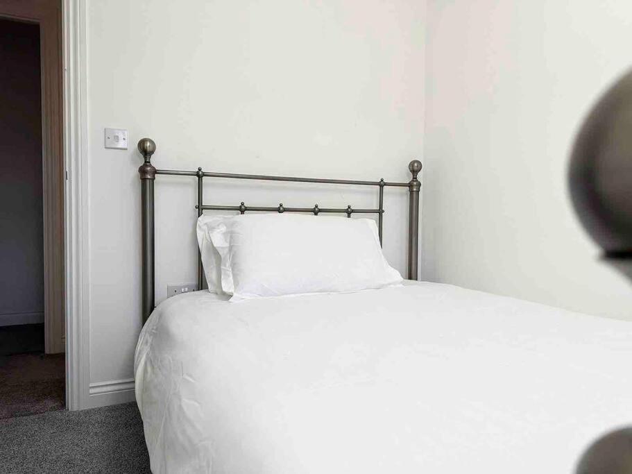 Serene Home Ideally Connected To Central London Bromley Exterior foto